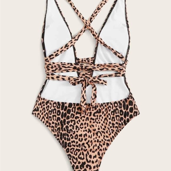 Shein Leopard Criss Cross One piece Bathing suit - Picture 3 of 3